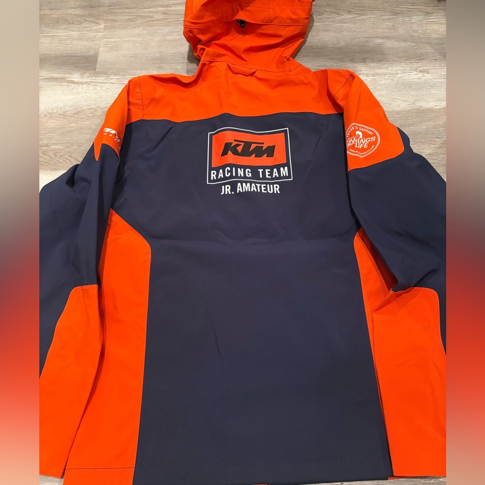 NWT KTM RACE TEAM JACKET - Picture 2 of 2